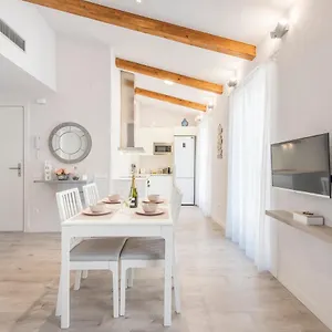  Apartamento Lovely And Bright In The Heart Of España